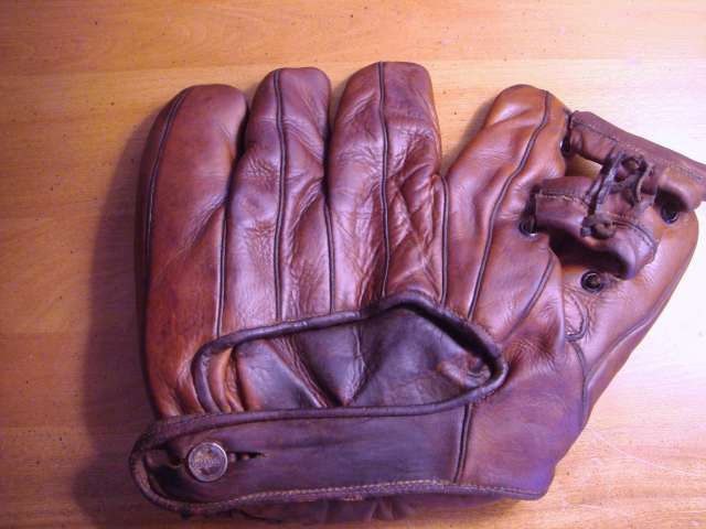 Red Lucas Goldsmith RL Back